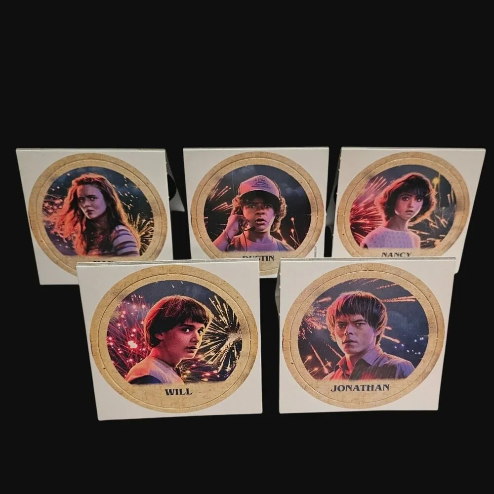 Netflix Stranger Things: Attack of the Mindflayer Card Game Colorblind Friendly